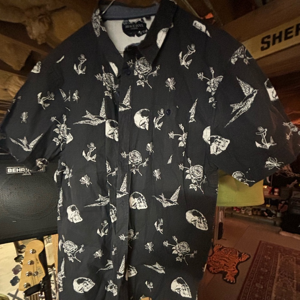 Xl men’s brave soul brand short sleeve button up shirt